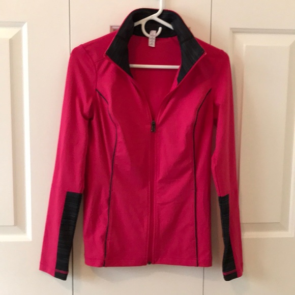 Under Armour Jackets & Blazers - Women’s Under Armour full zip jacket